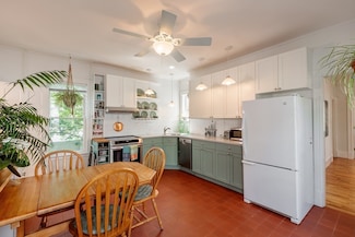 13 Sargent Ave Unit 1, Somerville, MA 02145