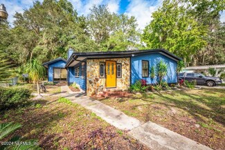 102 Cody Rd, Satsuma, FL 32189