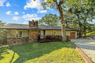 2735 Talking Rocks Rd, Branson West, MO 65737