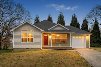 100 Rosenwald St, Trenton, KY 42286