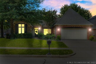 9407 E 117th St S, Bixby, OK 74008