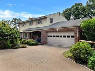 10605 Crest Rd, Wexford, PA 15090