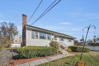 114 Acton St, Lowell, MA 01852
