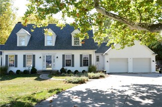 311 Old Mill Creek Dr, Alexandria, IN 46001