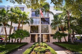 250 Galen Dr Unit 52, Key Biscayne, FL 33149
