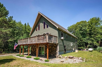 277 S Shore Rd, Old Forge, NY 13420