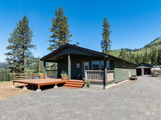 110 Memory Ln, Kamiah, ID 83536