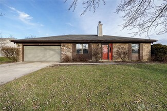 210 Renwood Place, Springboro, OH 45066