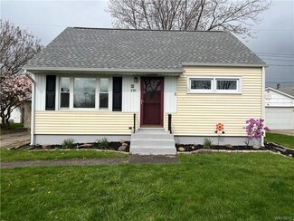 230 Currier Ave, Buffalo, NY 14212