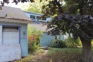 1838 Davis Rd, West Falls, NY 14170