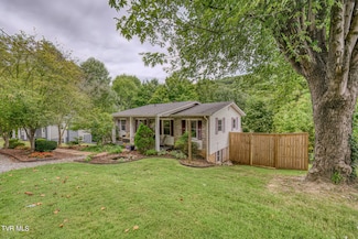 1118 Berry Rd, Elizabethton, TN 37643