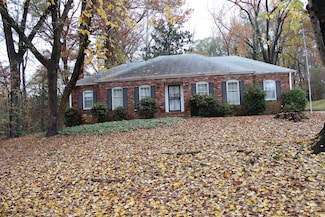 2962 Whitney Ave, Memphis, TN 38128