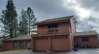 5449 Hugo Rd, Grants Pass, OR 97526