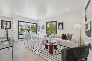 301 Banks St, San Francisco, CA 94110