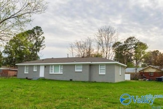 4503 NW Kenwood Dr, Huntsville, AL 35810
