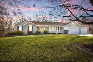 11 Forest Lake Dr, Wright City, MO 63390
