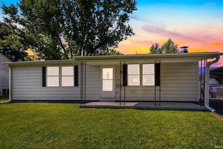 961 Virgil Dr, Gas City, IN 46933
