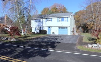 75 Garrison Rd, Chelmsford, MA 01824