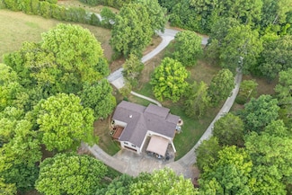 7374 Old Franklin Rd, Fairview, TN 37062