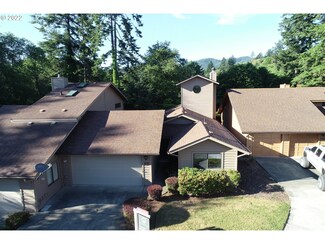 1732 Arch Ln, Brookings, OR 97415