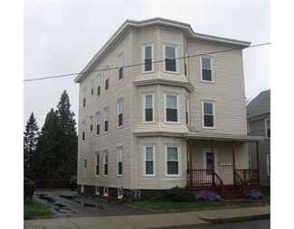 684 Summer St, Lynn, MA 01905