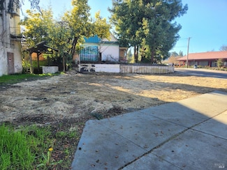 316 S Main St, Willits, CA 95490