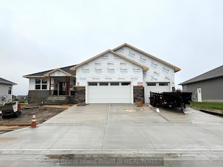 2931 Lee St, Grand Island, NE 68803