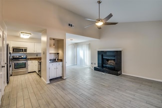 2149 Country Villa Dr, Carrollton, TX 75006