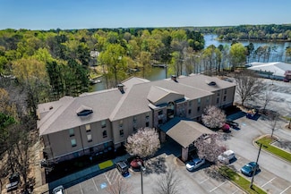 930 Lake Oconee Pkwy Unit 106, Eatonton, GA 31024