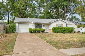 1903 Dennis St, Irving, TX 75062