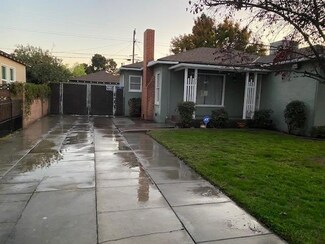 3032 E Simpson Ave, Fresno, CA 93703