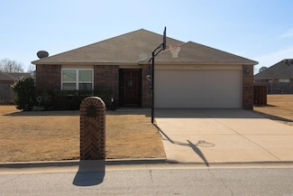 5613 Little Elm Ln, North Little Rock, AR 72117