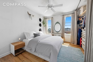 374 S 2nd St Unit PH39, Brooklyn, NY 11211
