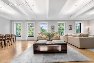 182 W 82nd St Unit 4E, New York, NY 10024