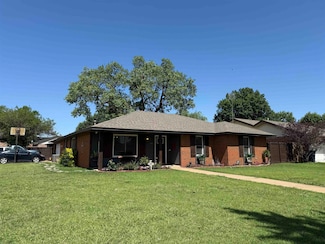 406 Deer Run, Enid, OK 73703