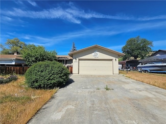 12855 Island Cir, Clearlake Oaks, CA 95423