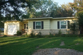 2121 N Alexander St, Sherman, TX 75092