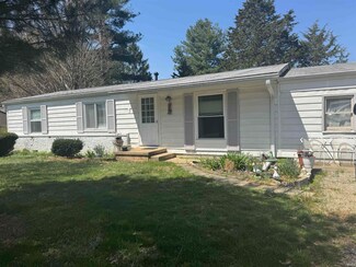 4323 E Stephens Dr, Bloomington, IN 47408