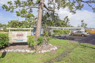 2021 Pennsylvania Ave Unit 4, Englewood, FL 34224