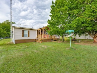 3517 Sandusky Rd, Whitesboro, TX 76273