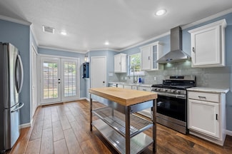 6725 Broad Brook Dr, Austin, TX 78747