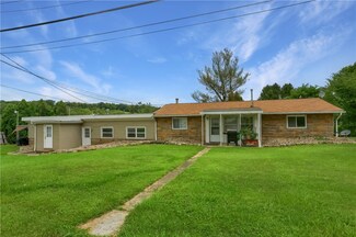 110 Saltarka Ln Unit 4, Zelienople, PA 16063