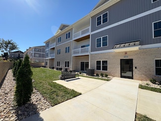 420 Capstone Dr Unit 307, Lynchburg, VA 24502