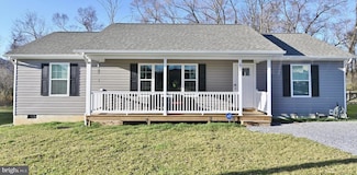 627 Coverstone Ln, Shenandoah, VA 22849