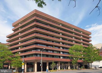 2555 Pennsylvania Ave NW Unit 807, Washington, DC 20037