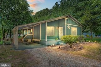 803 Lake Caroline Dr, Ruther Glen, VA 22546