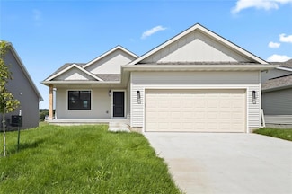 201 S Valley View Dr, Norwalk, IA 50211