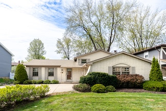 315 Anthony Rd, Buffalo Grove, IL 60089