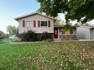 302 SW 2nd St, Young America, MN 55397