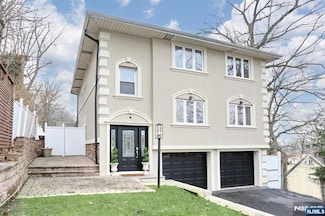 618 Sketch Place N Unit 2, Ridgefield, NJ 07657